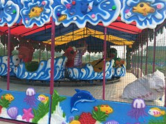 游樂設備 海洋歡樂噴球車