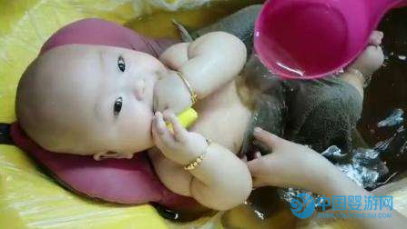 寶寶藥浴之后身上有紅點是過敏了嗎？寶寶泡藥浴過敏了怎么辦？1