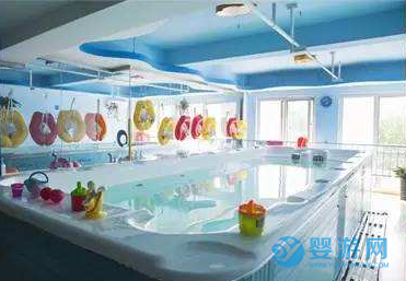 嬰兒游泳館提高客流量