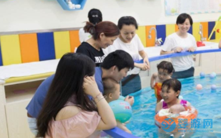 1條朋友圈帶來10萬業績，提高嬰兒游泳館收益，他是這樣做的！ 游泳館怎么朋友圈 怎么發朋友圈提高收益 發送朋友圈四大技巧1