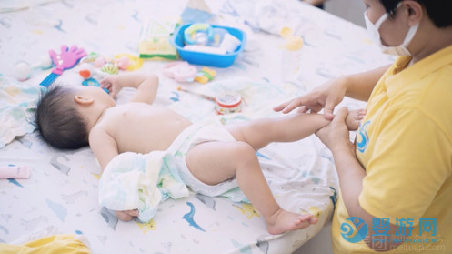 嬰兒游泳館能讓寶寶更加享受好處更多