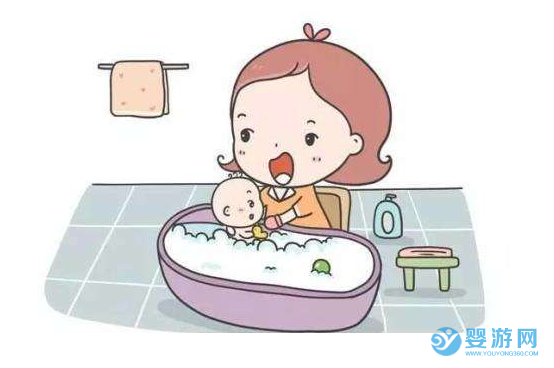 秋天在家給孩子洗澡的注意事項